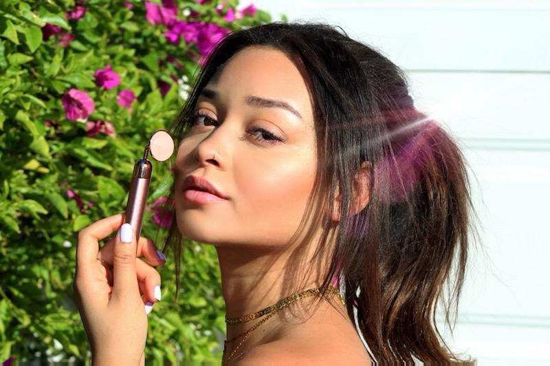 Belle Muod Rose Quartz Vibrating Facial Massager