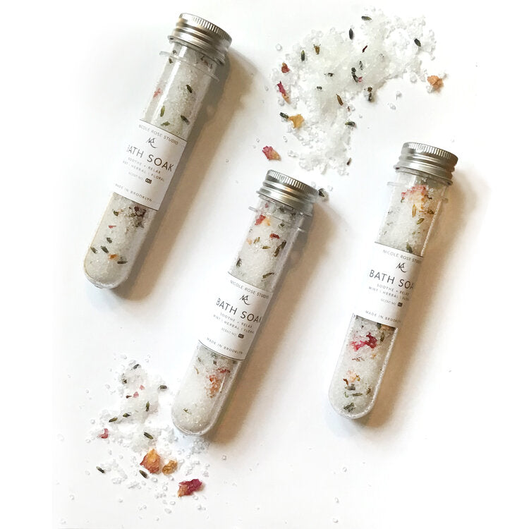 Belle Soothe + Relax Bath Soak Shooter